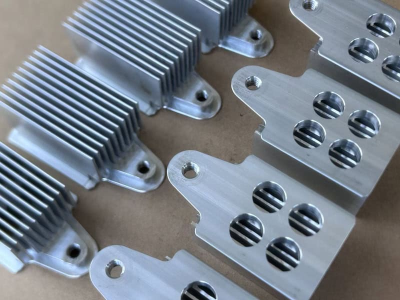 Fully Machined Extruded Heat Sinks