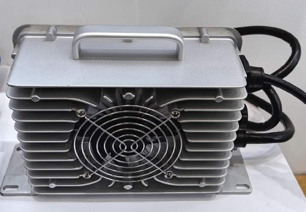 Precision Aluminum Die Cast Housing with Cooling Fins