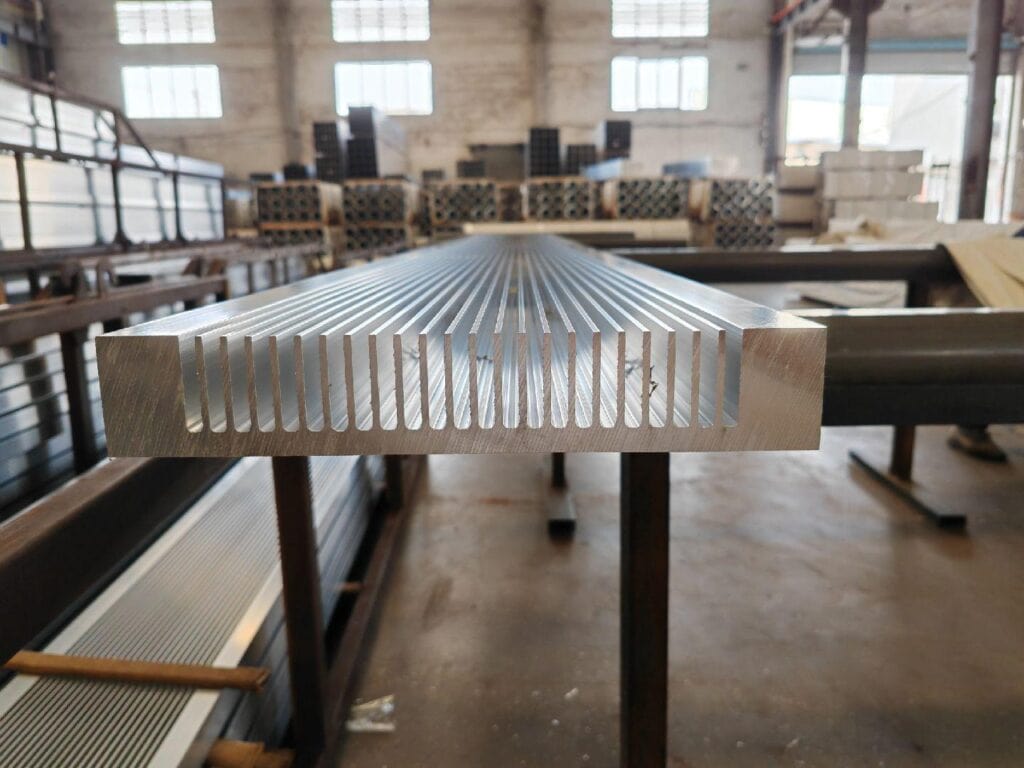 Large Aluminum Extruded Heat Sink Profile