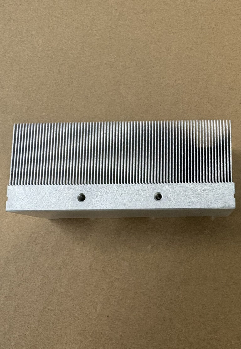 Aluminum heat sink with narrow fin spacing