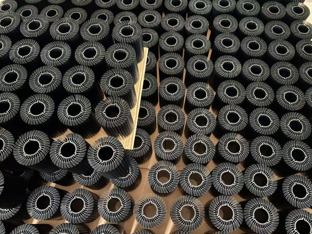 Round Aluminum Heat Sink Extrusion Profiles